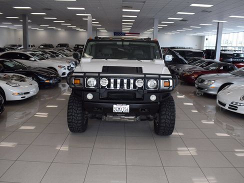 Used 2003 HUMMER H2 w/ Preferred Equipment Group image 60