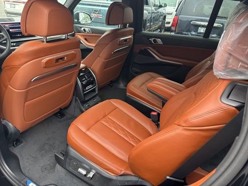 New 2026 BMW X7 xDrive40i w/ M Sport Package image 23