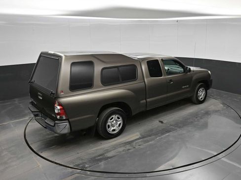 Used 2011 Toyota Tacoma 2WD Access Cab w/ SR5 Pkg #2 image 31