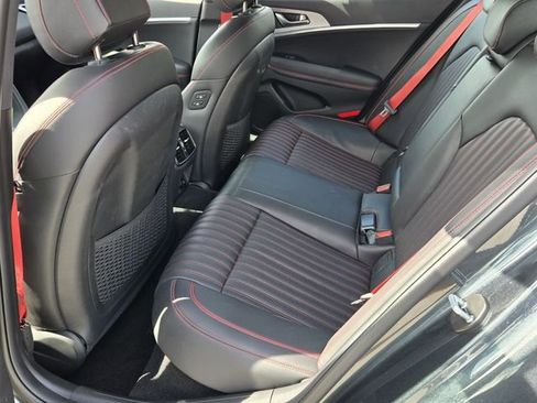 Certified 2023 Genesis G70 2.0T w/ Sport Prestige Package RWD image 11