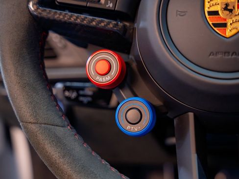 Used 2023 Porsche 911 GT3 RS image 33