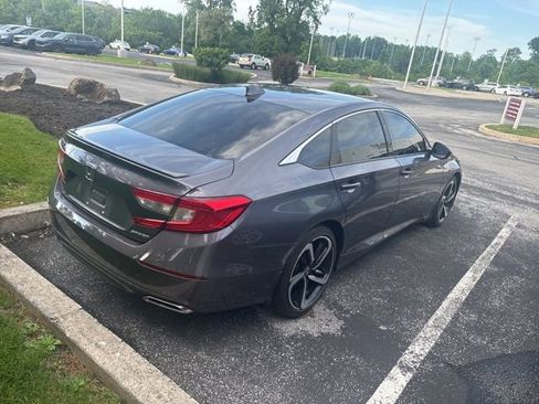 Used 2019 Honda Accord Sport image 4