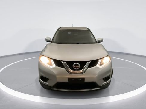 Used 2015 Nissan Rogue S AWD/4WD image 7
