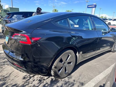 Used 2023 Tesla Model 3 Standard Range RWD image 2
