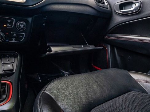 Used 2021 Jeep Compass Trailhawk image 27