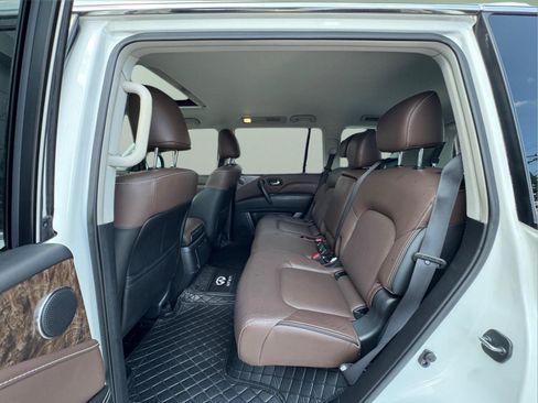 Used 2023 INFINITI QX80 Premium Select w/ Cargo Package RWD image 13