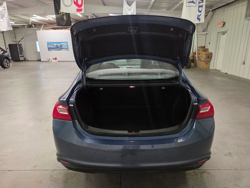 Used 2024 Chevrolet Malibu LS FWD image 32