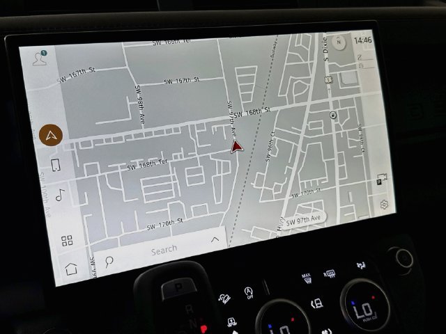 New 2026 Land Rover Defender 110 X-Dynamic SE AWD/4WD image 16