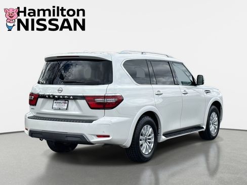 Used 2024 Nissan Armada SV image 2