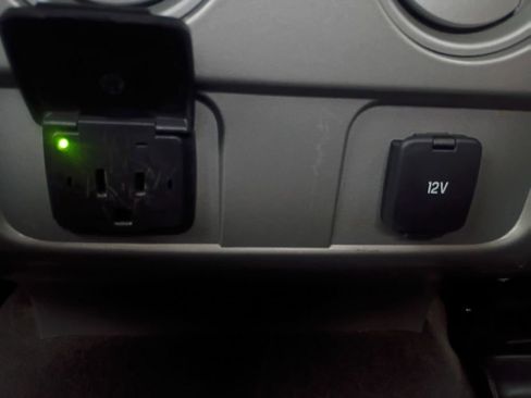 Used 2011 Ford F150 Lariat w/ Lariat Plus Pkg image 9