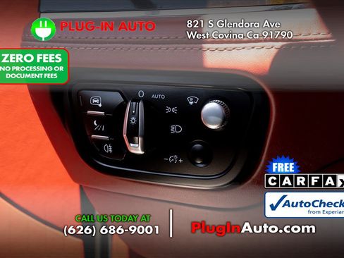 Used 2018 Bentley Bentayga AWD/4WD image 27