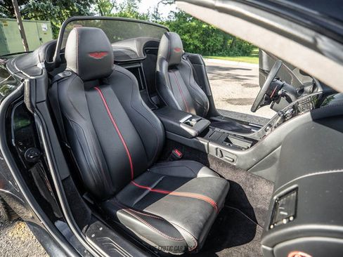 Used 2015 Aston Martin V8 Vantage GT RWD image 50