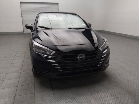 Used 2025 Nissan Versa S FWD image 14