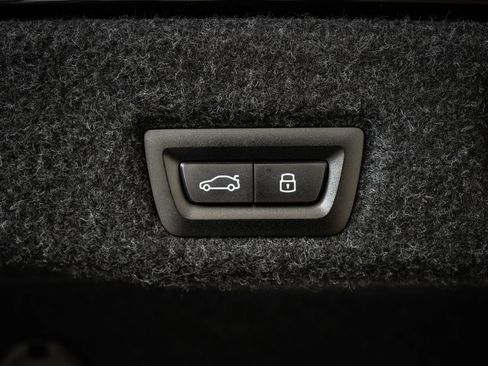 Certified 2025 BMW 530i xDrive image 21