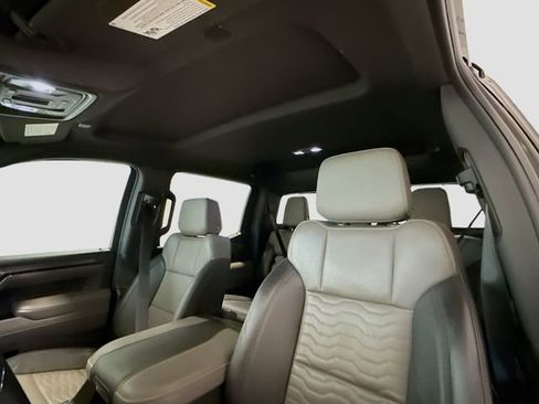 Used 2023 Chevrolet Silverado 1500 ZR2 w/ Technology Package image 21