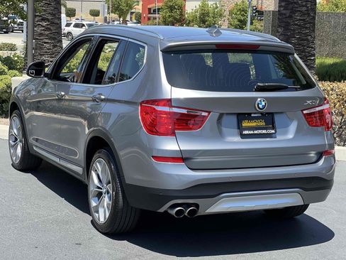 Used 2017 BMW X3 sDrive28i RWD image 19
