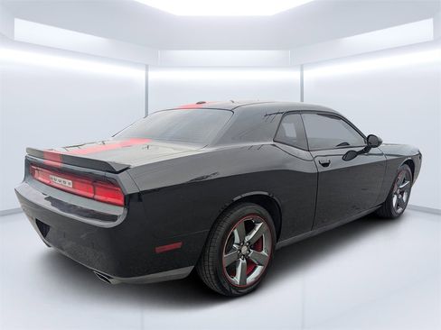 Used 2014 Dodge Challenger Rallye Redline image 3