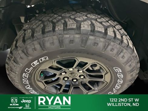 New 2026 RAM 1500 Rebel w/ Rebel Level 1 Equipment Group AWD/4WD image 17