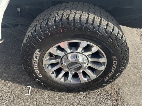 Used 2022 Ford F250 XL w/ STX Appearance Package image 24