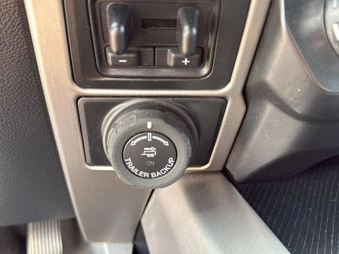 Used 2022 Ford F350 Platinum image 30