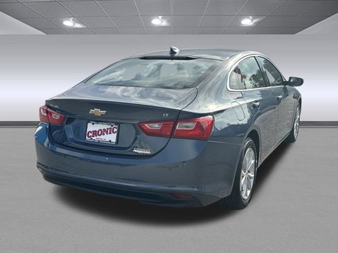 Used 2024 Chevrolet Malibu LT image 3