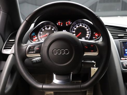 Used 2009 Audi R8 V8 image 59