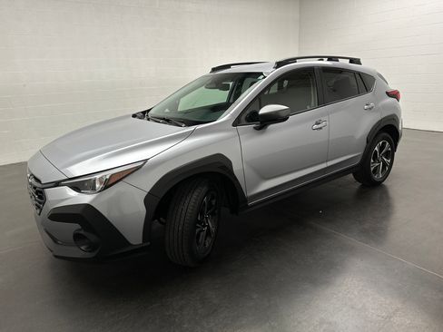 Used 2024 Subaru Crosstrek 2.0i Premium AWD/4WD image 4