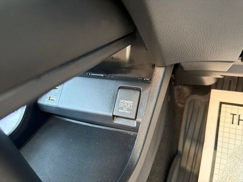 Used 2021 Honda HR-V EX image 37