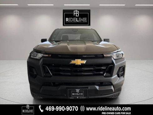 Used 2024 Chevrolet Colorado W/T image 2