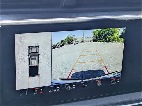 Used 2024 GMC Sierra 1500 AT4 w/ Technology Package AWD/4WD image 25