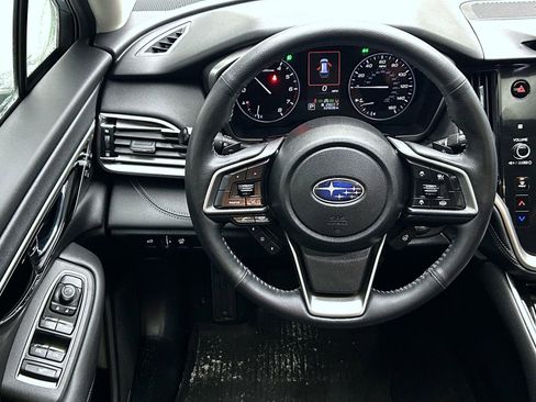 Used 2022 Subaru Outback Limited image 12