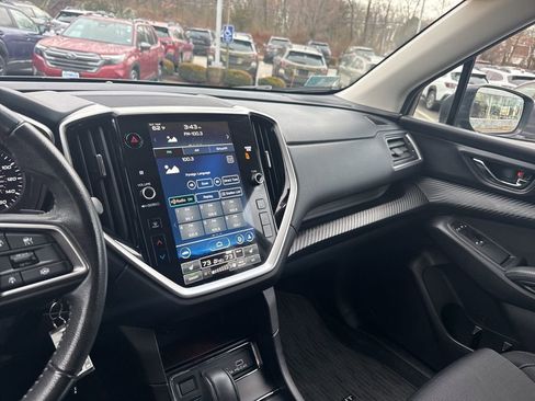 Used 2023 Subaru Ascent Premium image 11