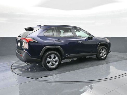 Certified 2025 Toyota RAV4 XLE AWD/4WD image 15