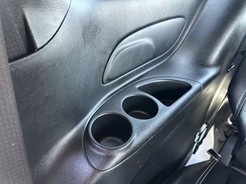 Certified 2025 Chrysler Pacifica Select FWD image 46