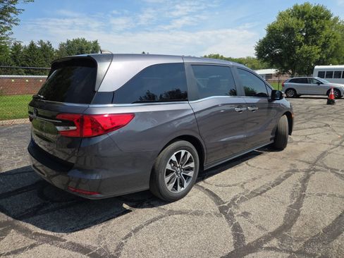 Used 2021 Honda Odyssey EX-L image 8