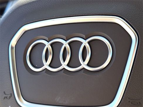 Used 2019 Audi Q7 2.0T Premium w/ Convenience Package image 24