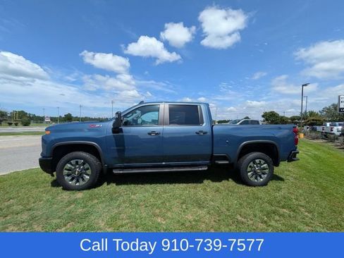 Used 2025 Chevrolet Silverado 2500 Custom w/ Custom Value Package AWD/4WD image 6