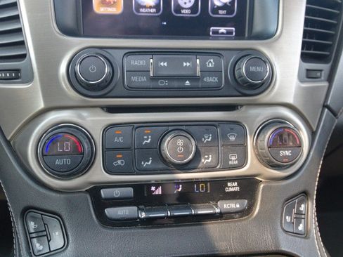 Used 2017 GMC Yukon XL Denali w/ Open Road Package AWD/4WD image 25