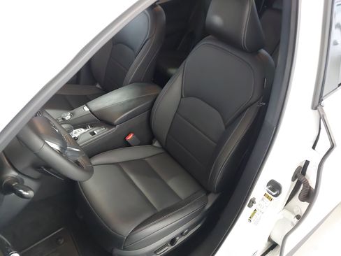Used 2020 INFINITI QX50 Luxe AWD/4WD image 23