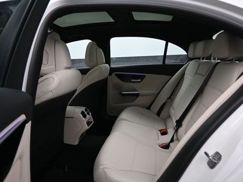 New 2025 Mercedes-Benz C 300 4MATIC Sedan image 24