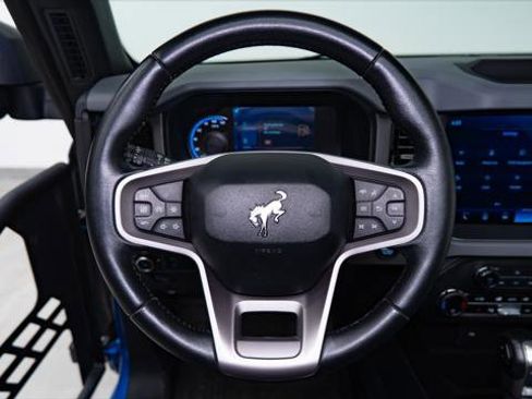 Used 2024 Ford Bronco Black Diamond image 40