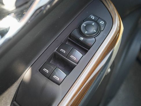Used 2020 GMC Acadia SLE w/ Driver Convenience Package AWD/4WD image 20