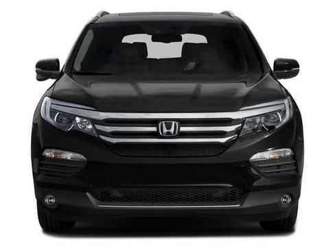 Used 2016 Honda Pilot Touring image 4