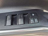 Used 2020 Toyota Highlander LE image 5
