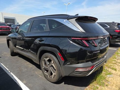 Used 2023 Hyundai Tucson SEL w/ Convenience Package image 3