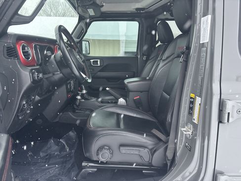 Used 2021 Jeep Gladiator Rubicon w/ Trailer Tow Package image 13