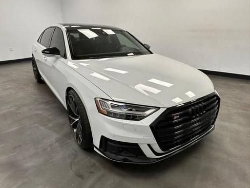 Used 2020 Audi S8 L w/ Full Leather Package AWD/4WD image 9
