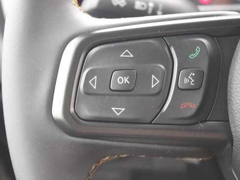 Used 2024 Jeep Wrangler Unlimited Sport AWD/4WD image 15