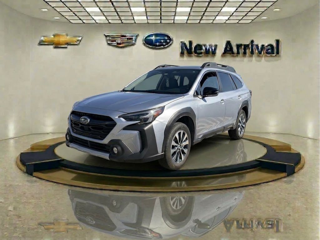 Used 2025 Subaru Outback Limited AWD/4WD image 1