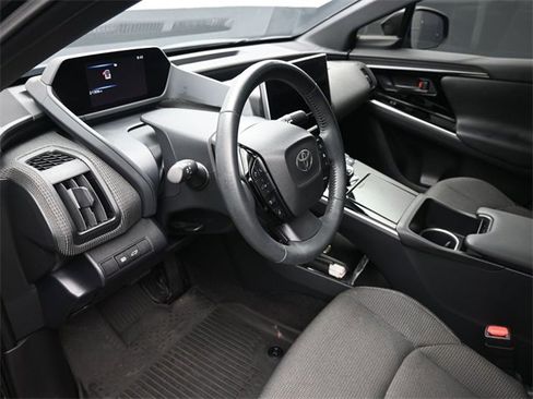 Used 2024 Toyota bZ4X XLE image 18